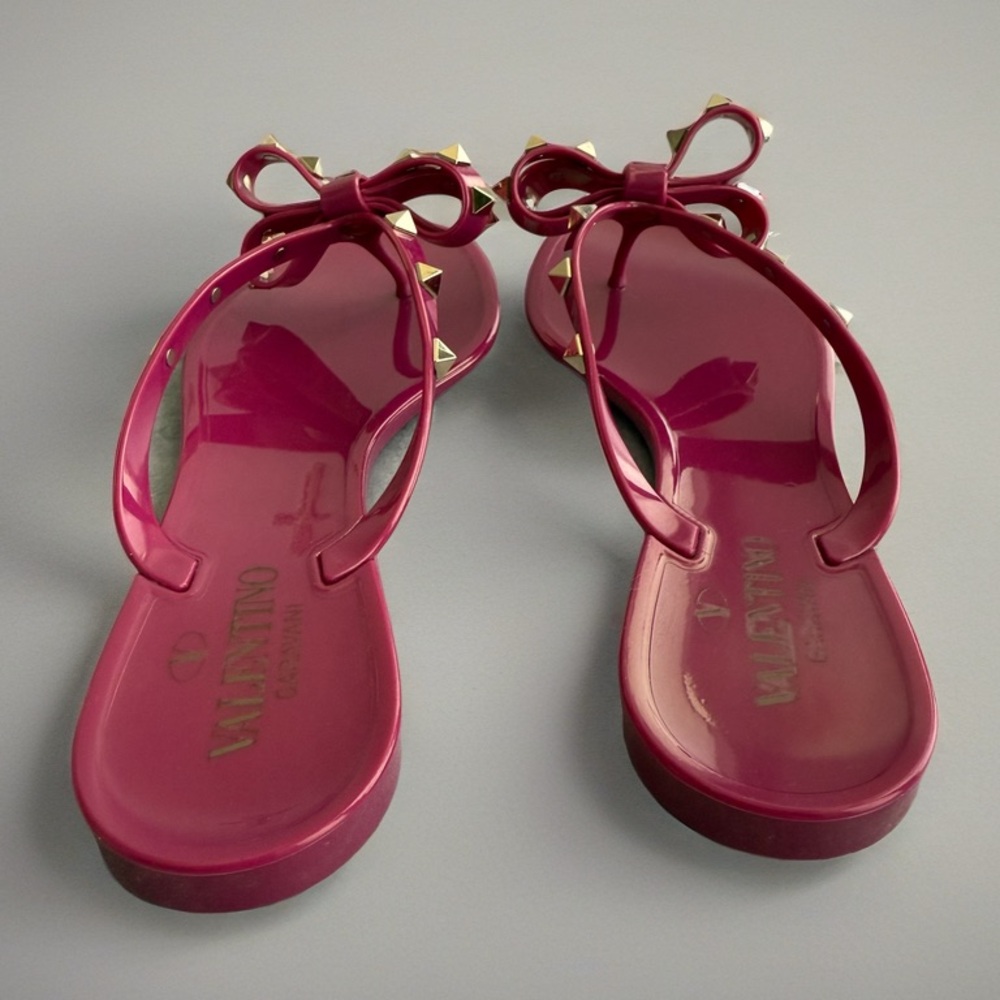 Valentino Rockstud Thongs Sandals Pink - Picture 9 of 14